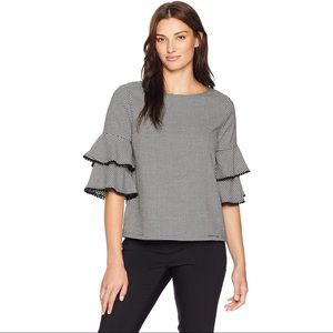 NWT Karen Kane houndstooth blouse